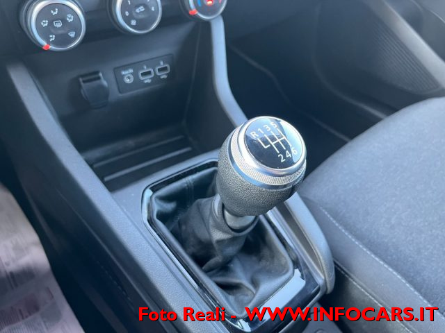 RENAULT Clio usata, con Volante in pelle