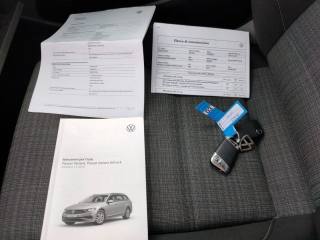 VOLKSWAGEN Passat Variant usata, con Cruise Control