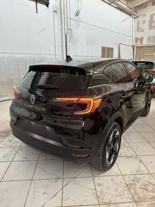 RENAULT Captur usata, con Sedile posteriore sdoppiato