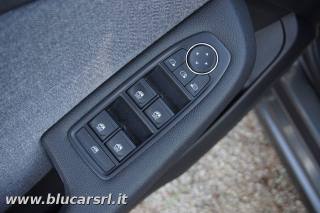 RENAULT Clio usata, con Sedile posteriore sdoppiato