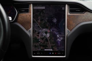 TESLA Model S usata, con Luci diurne