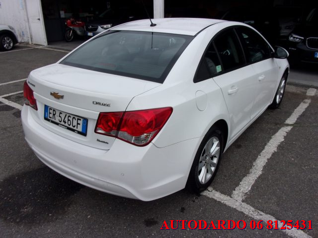 CHEVROLET Cruze usata, con Autoradio