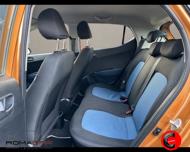 HYUNDAI i10 usata 13