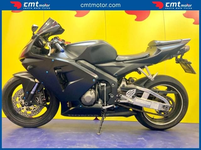 HONDA CBR 600 RR usata 2