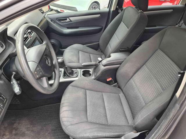 MERCEDES-BENZ B 180 usata, con Boardcomputer