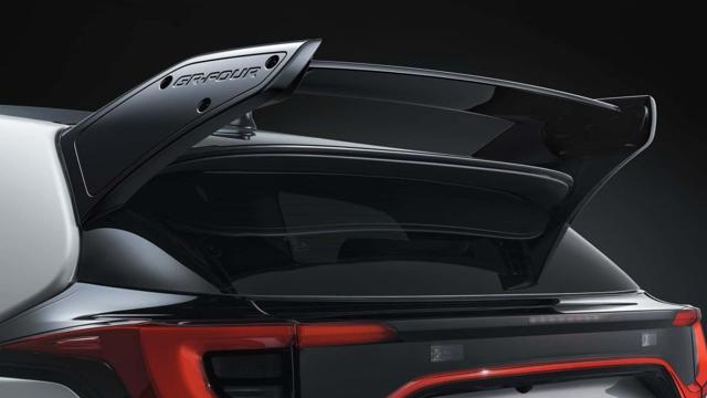 TOYOTA Yaris usata, con Controllo automatico clima