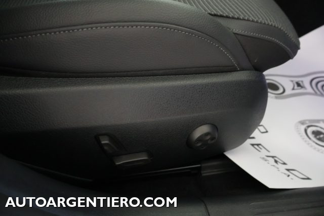MERCEDES-BENZ C 200 usata, con Climatizzatore automatico, 2 zone