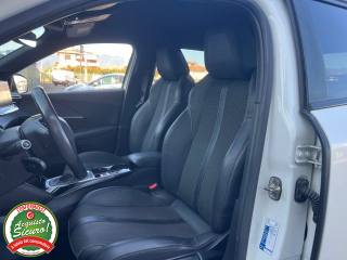 PEUGEOT 2008 usata, con Alzacristalli elettrici