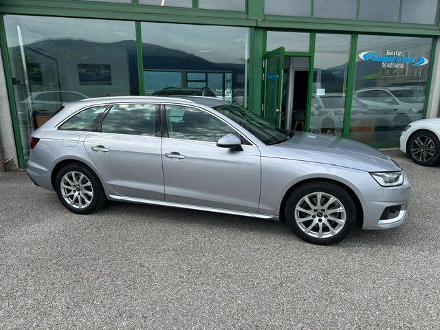 AUDI A4 usata, con Autoradio