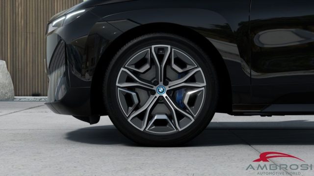 BMW iX usata 6