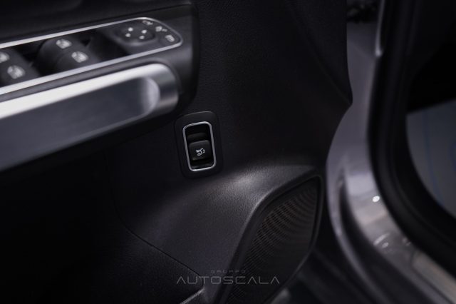 MERCEDES-BENZ GLB 200 usata, con Cruise Control