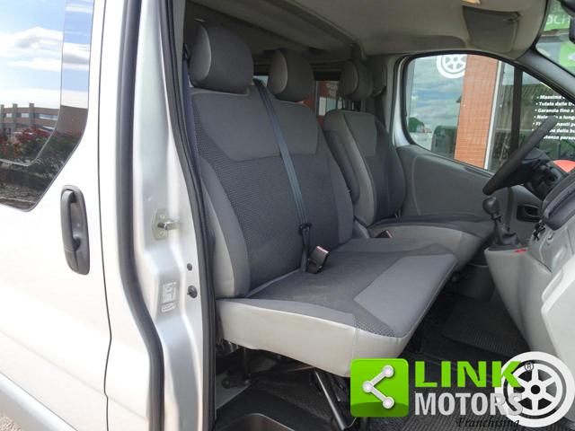 OPEL Vivaro usata, con Specchietti laterali elettrici