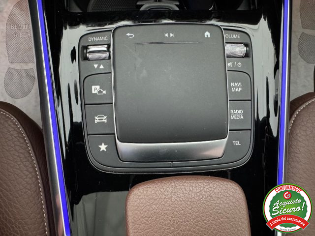 MERCEDES-BENZ GLA 200 usata, con Sedili riscaldati