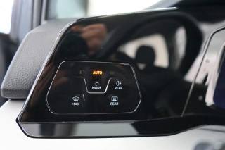 VOLKSWAGEN Golf usata, con Kit antipanne