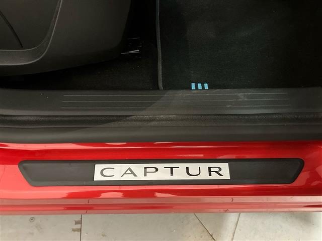 RENAULT Captur usata 27