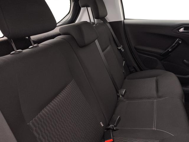 PEUGEOT 208 usata, con Luci diurne