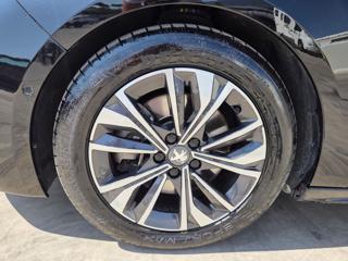 PEUGEOT 508 usata, con Telecamera per parcheggio assistito