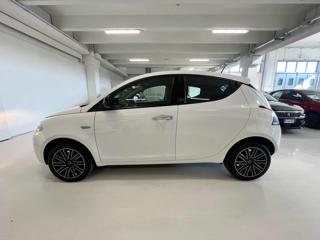 LANCIA Ypsilon usata, con ESP