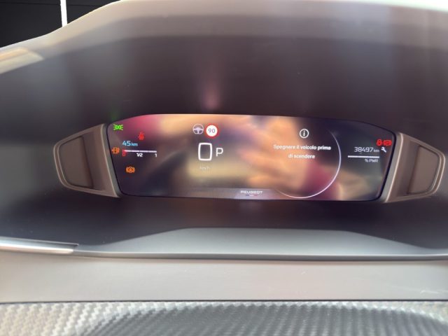 PEUGEOT 2008 usata, con Volante in pelle