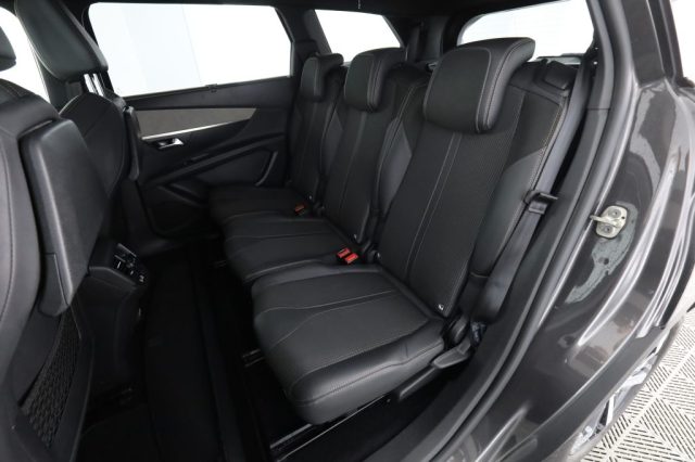 PEUGEOT 5008 usata 3