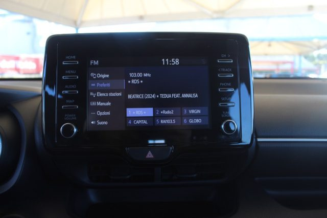 TOYOTA Yaris usata, con Airbag testa