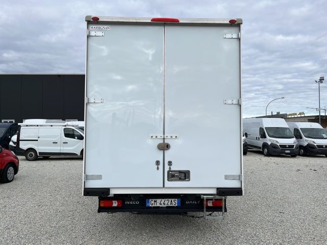 IVECO Daily usata 10