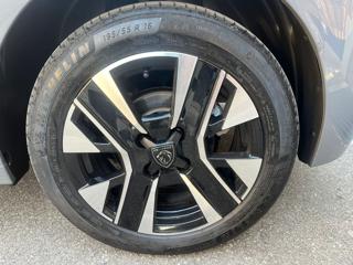 PEUGEOT 208 usata, con Controllo automatico clima