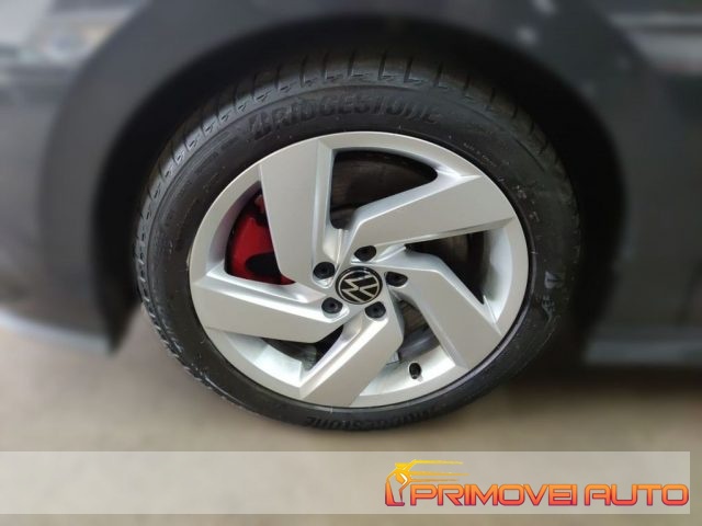 VOLKSWAGEN Golf usata, con ESP