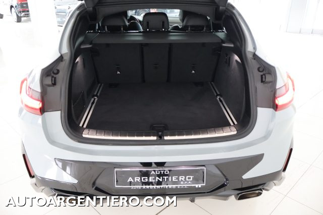 BMW X4 usata, con Autoradio digitale