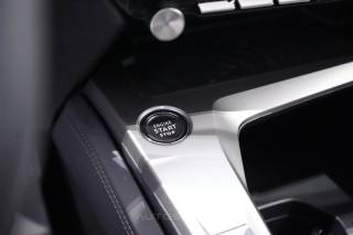 PEUGEOT 308 usata, con Touch screen
