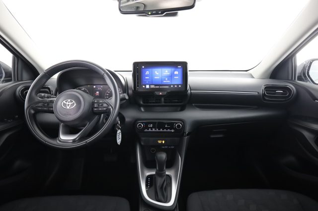 TOYOTA Yaris usata 4