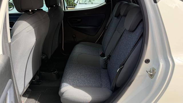 LANCIA Ypsilon usata, con Park Distance Control