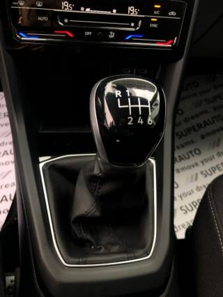 VOLKSWAGEN T-Cross usata, con Autoradio digitale
