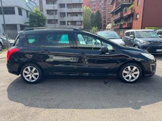PEUGEOT 308 usata, con Airbag