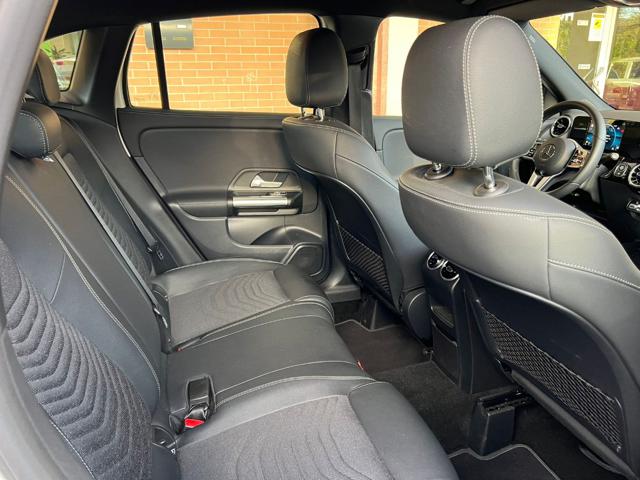 MERCEDES-BENZ GLA 200 usata, con Bracciolo