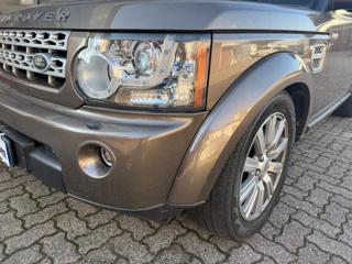 LAND ROVER Discovery usata, con Leve al volante