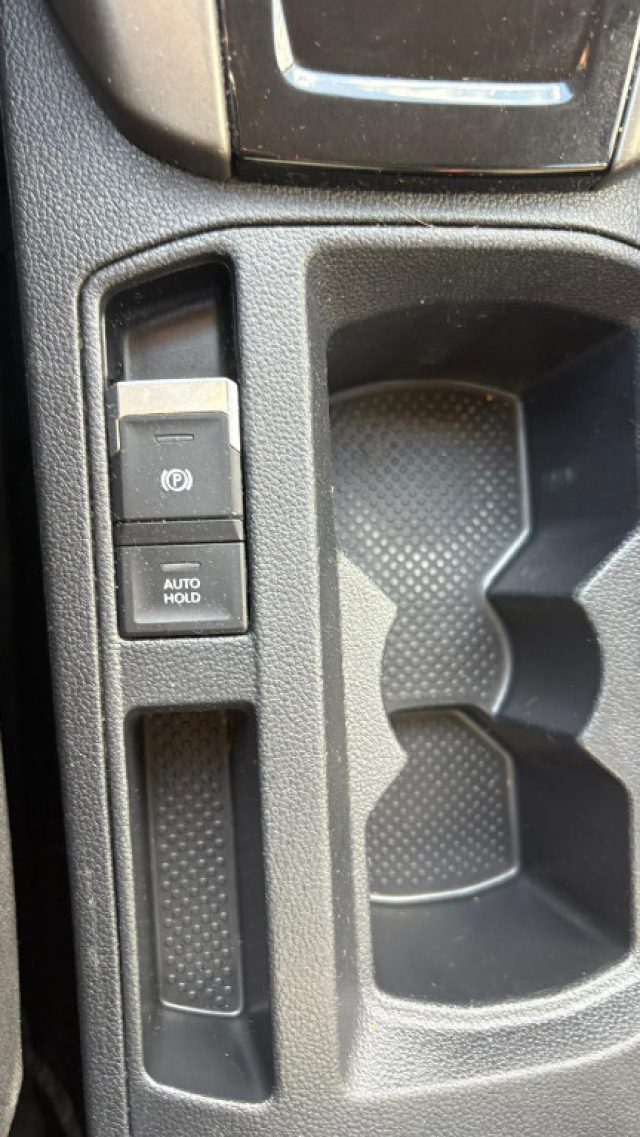VOLKSWAGEN T-Roc usata, con Bluetooth