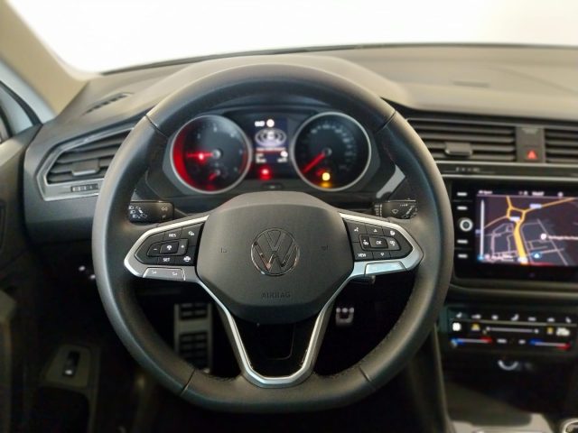 VOLKSWAGEN Tiguan usata, con Boardcomputer