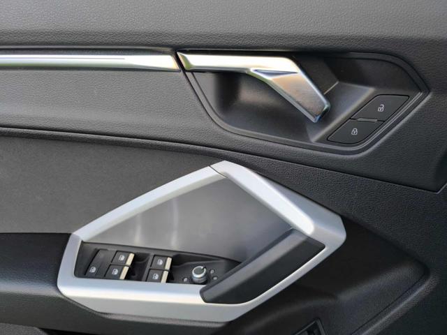 AUDI Q3 usata, con Park Distance Control