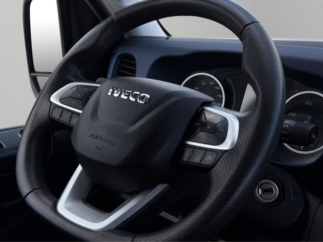 IVECO Daily usata 10
