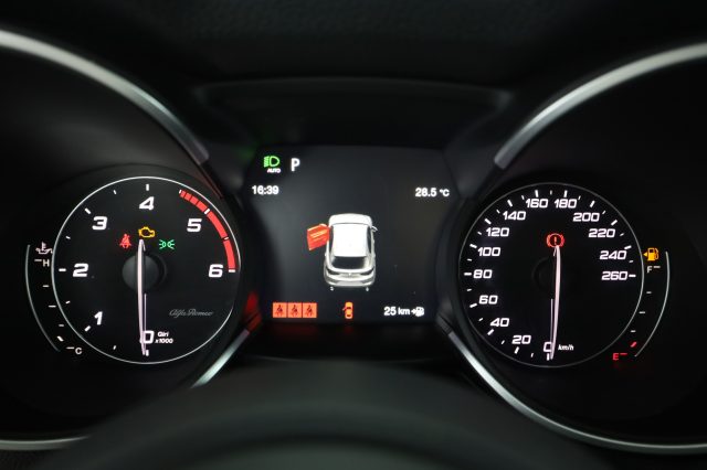 ALFA ROMEO Stelvio usata 6