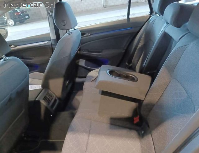 VOLKSWAGEN Golf Variant usata, con Boardcomputer