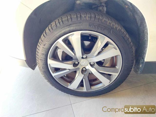 PEUGEOT 2008 usata, con Fendinebbia