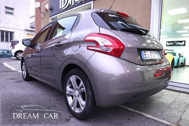 PEUGEOT 208 usata, con Airbag laterali
