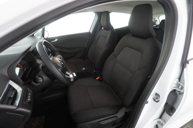 RENAULT Clio usata 8