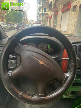 CHRYSLER Voyager usata 23