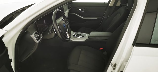 BMW 320 usata, con Servosterzo