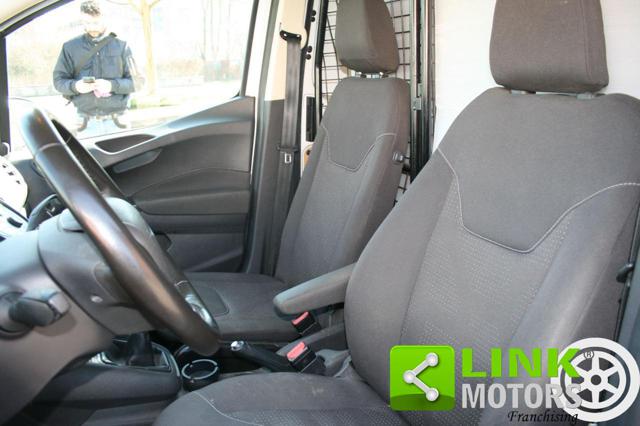FORD Transit Courier usata, con Fendinebbia