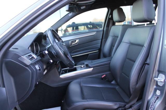 MERCEDES-BENZ E 200 usata, con Boardcomputer