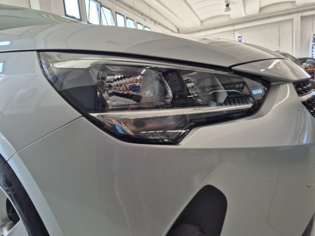 OPEL Corsa usata, con Touch screen